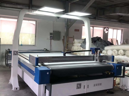 Automatic CNC Knife cutting digital fabric Leather machine with TOP vision camera